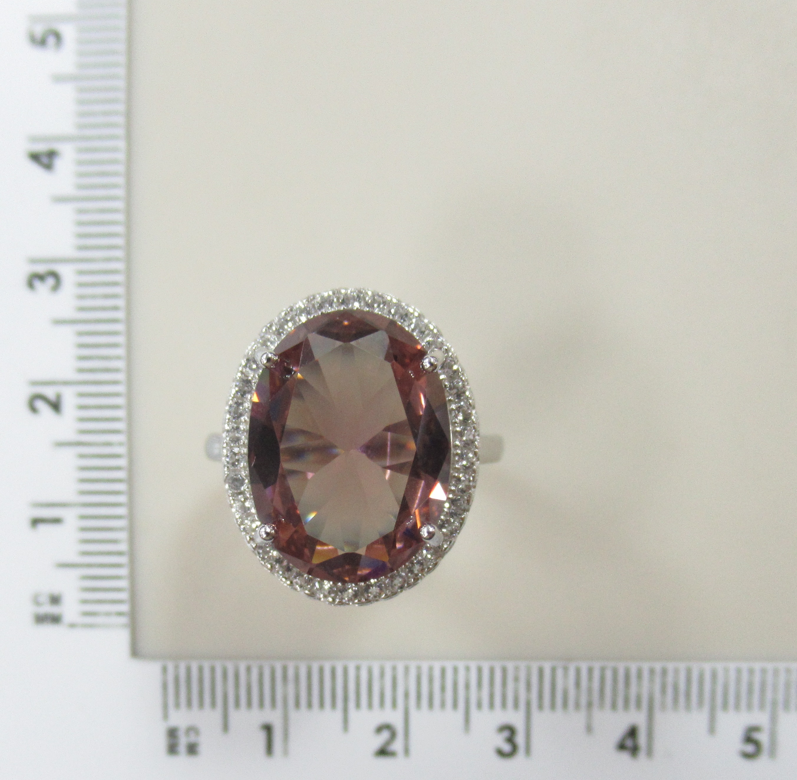 Серебряное кольцо с султанитом